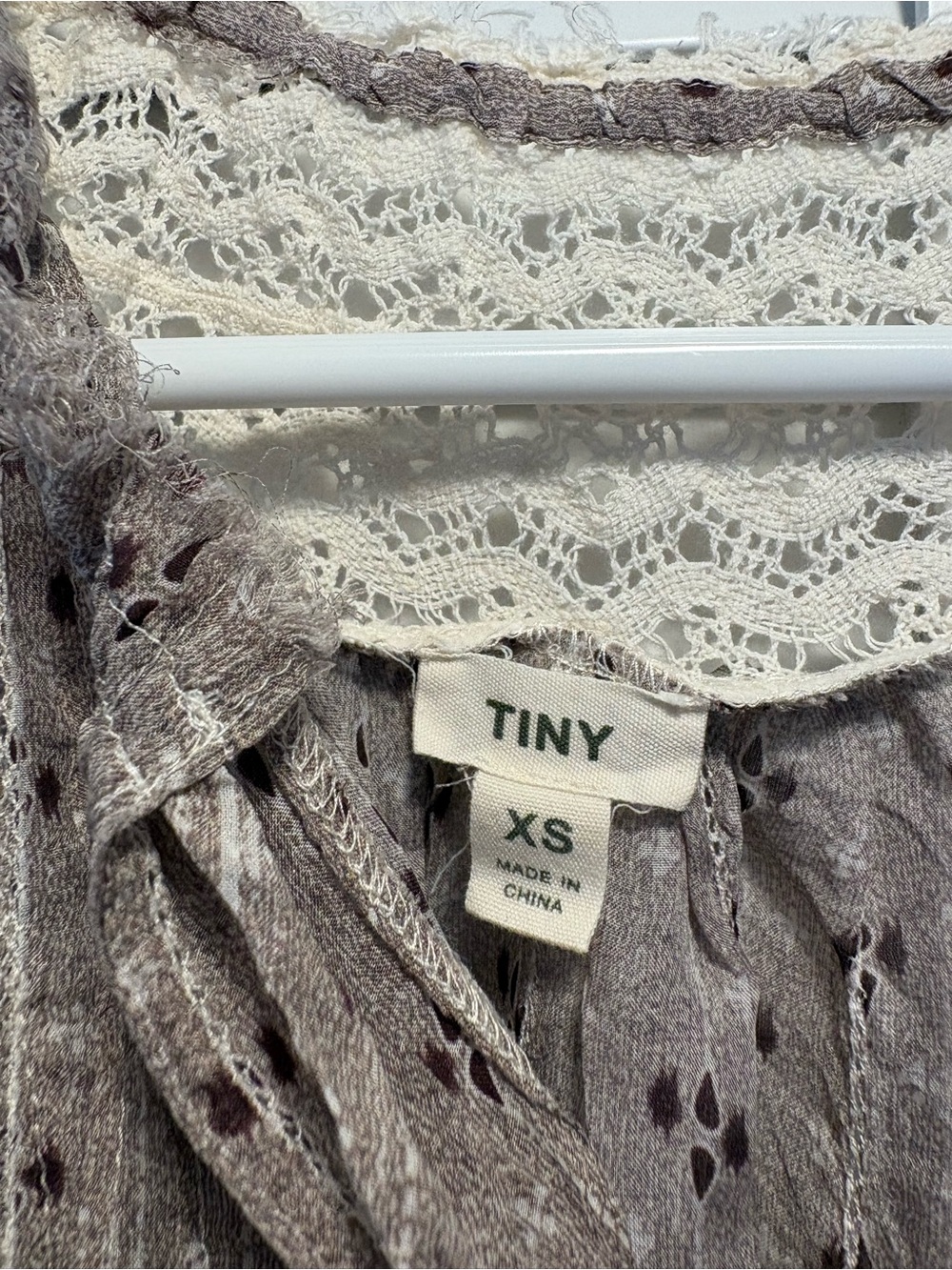 Silk and lace eyelet blouse from Anthropologie - Picture 6 of 7
